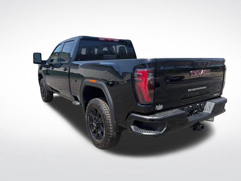 New 2026 GMC Sierra 2500 AT4 w/ AT4 Preferred Package AWD/4WD image 3