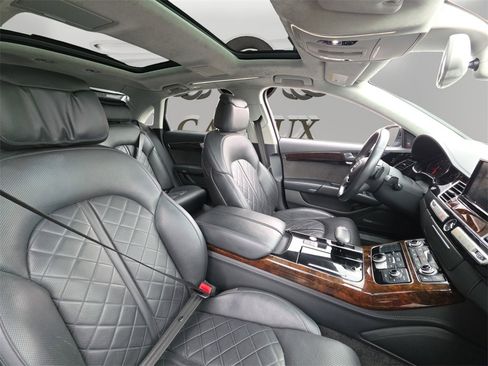 Used 2018 Audi A8 L 4.0T image 11