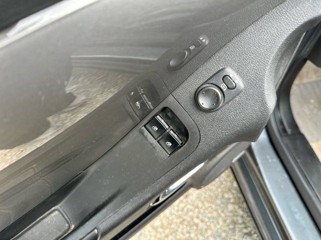 Used 2010 Chevrolet Camaro LT RWD image 26