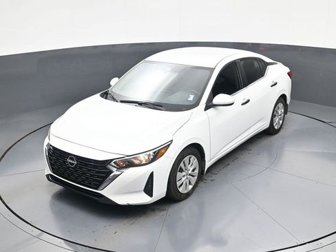 Used 2024 Nissan Sentra S w/ Lighting Package FWD image 26