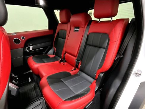 Used 2020 Land Rover Range Rover Sport HST image 21