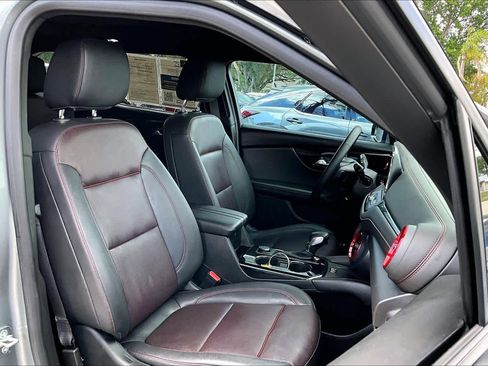 Used 2023 Chevrolet Blazer RS w/ Enhanced Convenience Package FWD image 9