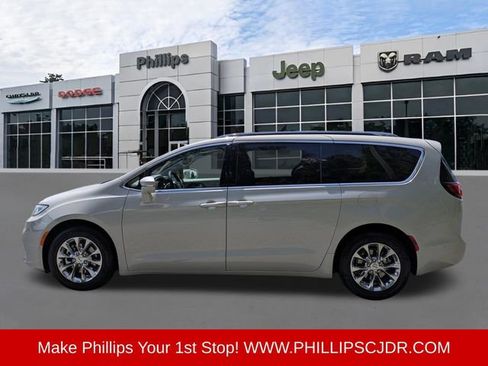 Certified 2021 Chrysler Pacifica Touring-L w/ Premium & Safety Sphere Group FWD image 6