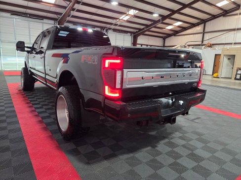 Used 2020 Ford F350 Limited w/ FX4 Off-Road Package image 28