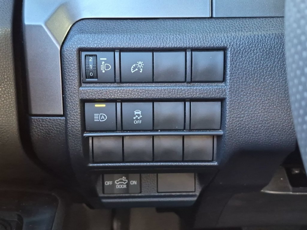 Used 2026 Toyota Tacoma TRD Off-Road AWD/4WD image 17