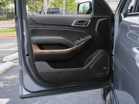 Used 2020 GMC Yukon Denali RWD image 15