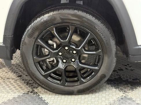 Used 2022 Jeep Compass Altitude image 12