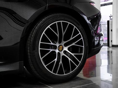 Used 2023 Porsche Taycan w/ Premium Package image 62