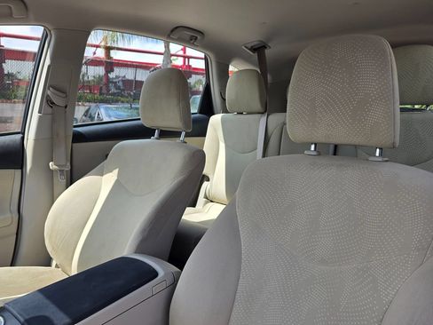 Used 2012 Toyota Prius V Three FWD image 19