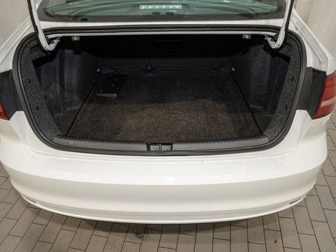 Used 2018 Volkswagen Jetta Sport image 6