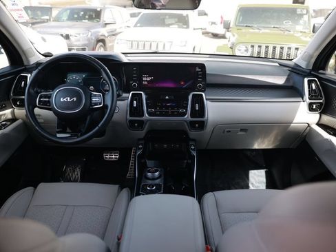 Used 2023 Kia Sorento SX Prestige AWD/4WD image 24