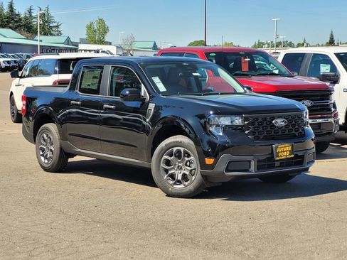 New 2026 Ford Maverick XLT w/ XLT Luxury Package FWD image 1