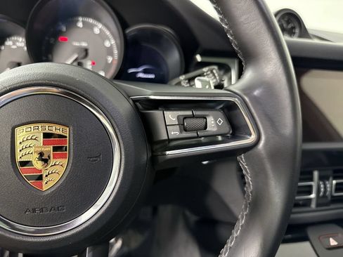 Certified 2024 Porsche Macan w/ Premium Plus Package AWD/4WD image 38