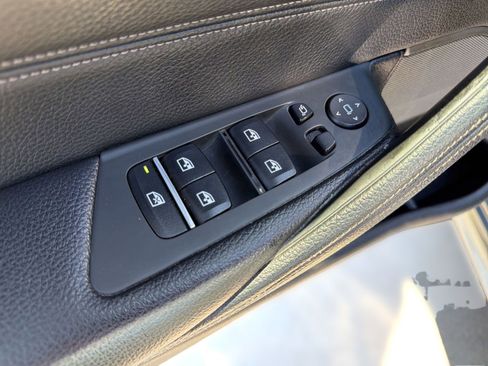 Used 2018 BMW 540i RWD image 20