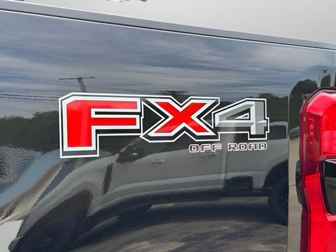 New 2026 Ford F350 Lariat w/ Lariat Premium Package AWD/4WD image 25