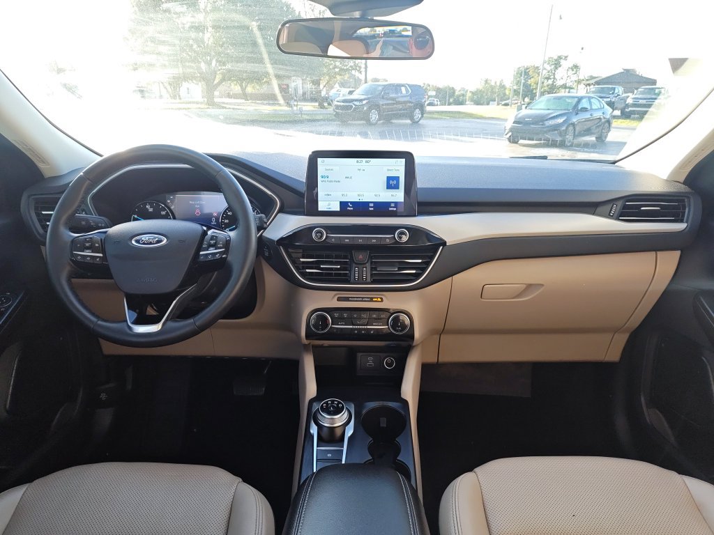 Used 2022 Ford Escape SEL w/ Class II Trailer Tow Package AWD/4WD image 15