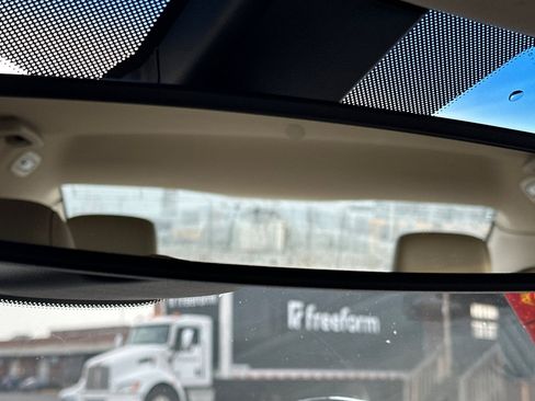 Used 2014 Lincoln MKS w/ Equipment Group 101A image 24