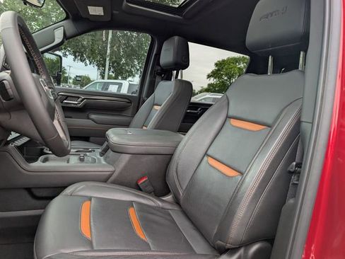 Certified 2025 GMC Sierra 2500 AT4 w/ AT4 Premium Plus Package AWD/4WD image 24