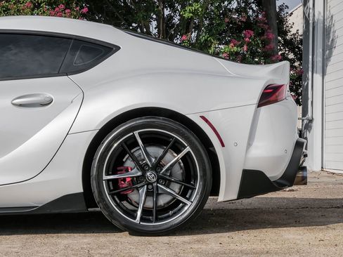 Used 2022 Toyota Supra Premium image 14