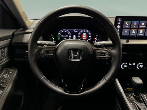 Used 2025 Honda Accord EX-L image 19