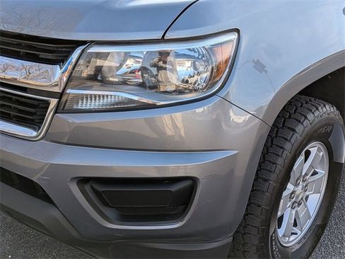 Used 2020 Chevrolet Colorado W/T w/ WT Convenience Package image 3