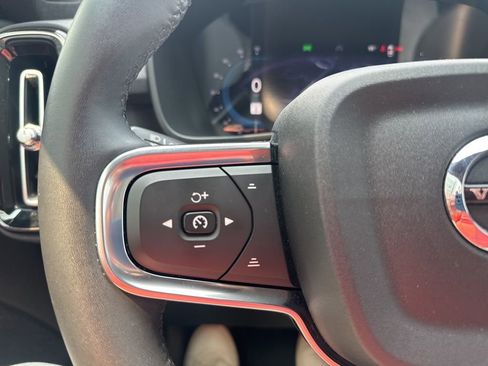 Used 2023 Volvo C40 P8 Recharge Ultimate image 29