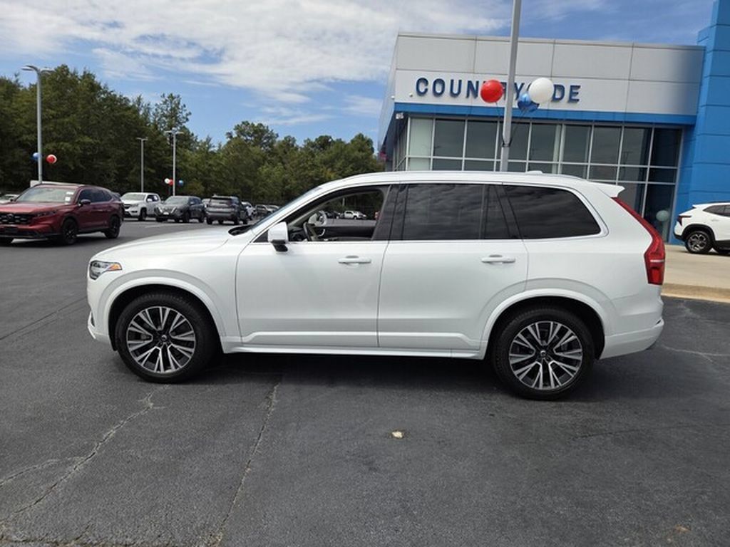 Used 2020 Volvo XC90 T6 Momentum w/ Protection Package Premier AWD/4WD image 2
