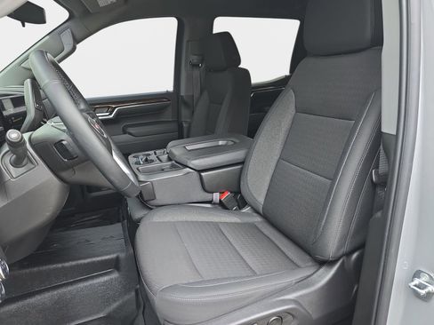 Used 2024 GMC Sierra 1500 Elevation w/ LPO, Elevation Black Package AWD/4WD image 18