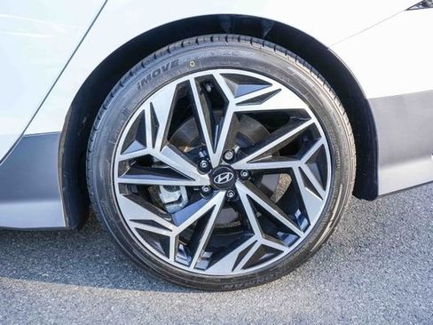 Certified 2024 Hyundai Ioniq 6 Limited RWD image 11