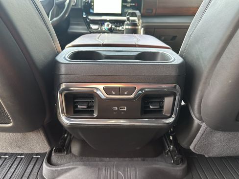 Used 2025 GMC Sierra 1500 Denali Ultimate AWD/4WD image 21