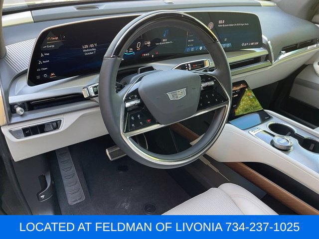 Used 2026 Cadillac Vistiq Sport w/ LPO, Floor Liner Package AWD/4WD image 10