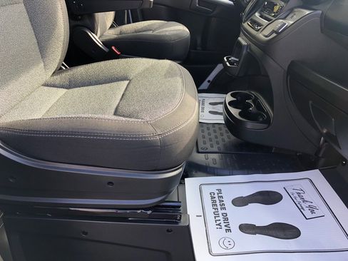 Used 2023 RAM ProMaster 2500 image 23