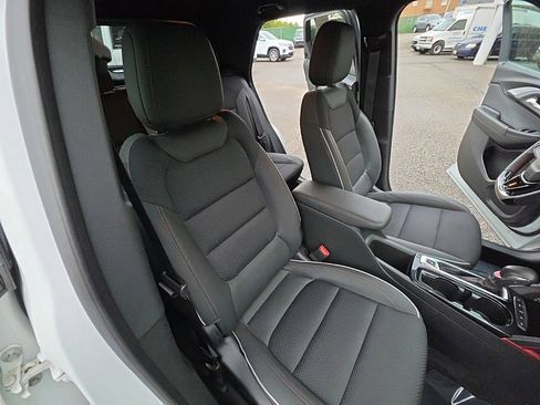 Used 2023 Chevrolet TrailBlazer RS AWD/4WD image 32
