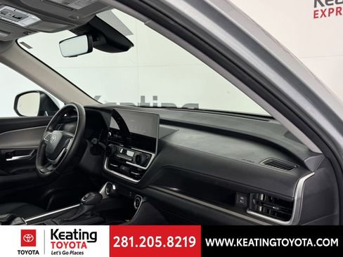 Certified 2025 Toyota Grand Highlander AWD image 23