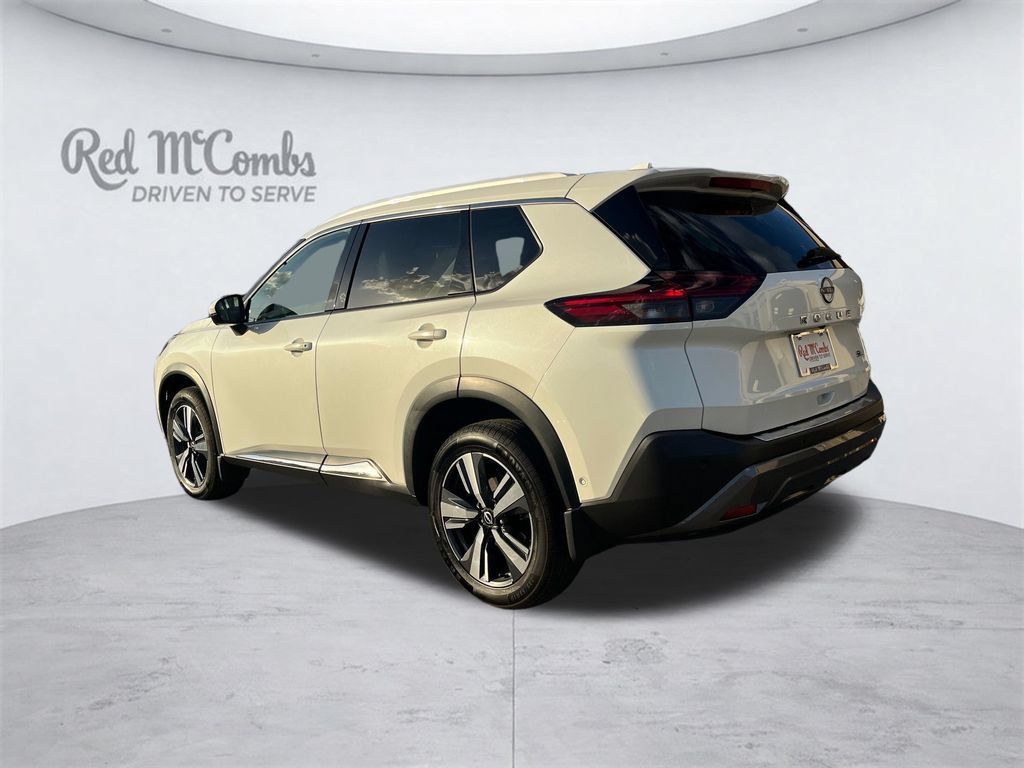 Used 2023 Nissan Rogue SL w/ SL Premium Package FWD image 4