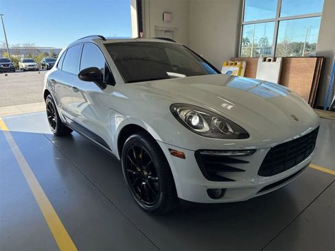 Used 2018 Porsche Macan S image 2