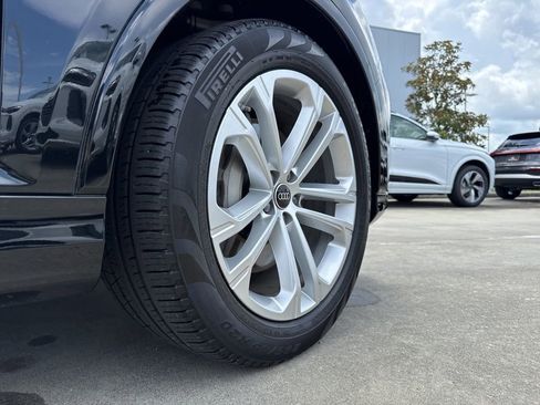 Used 2025 Audi Q7 3.0T Prestige w/ Prestige Package image 12