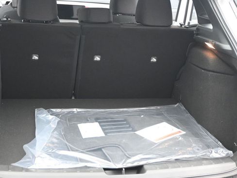 New 2026 Nissan Kicks S image 19