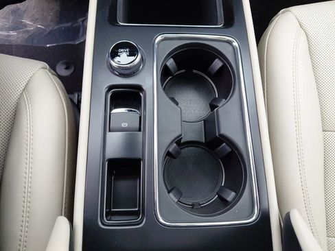 New 2026 Lincoln Corsair Grand Touring image 19