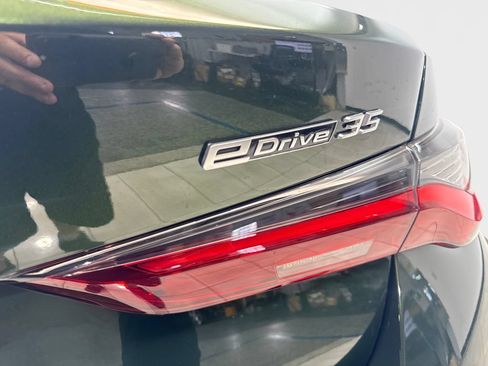 Used 2024 BMW i4 eDrive35 w/ Premium Package RWD image 24