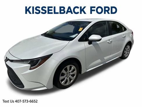 Used 2022 Toyota Corolla LE image 7