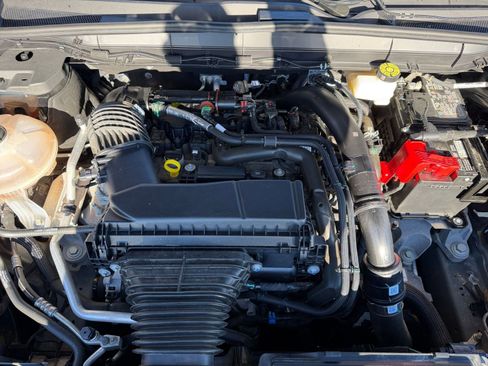 Used 2024 Lincoln Nautilus Reserve image 33