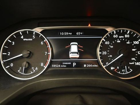 Used 2023 Nissan Rogue SV FWD image 10