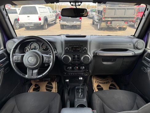 Used 2018 Jeep Wrangler Unlimited Sport S image 21