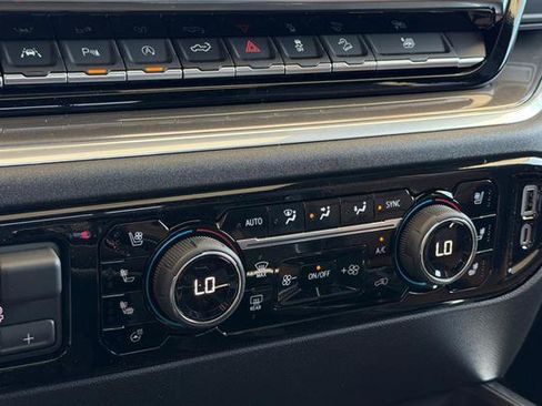 New 2026 Chevrolet Silverado 1500 High Country w/ Technology Package AWD/4WD image 24