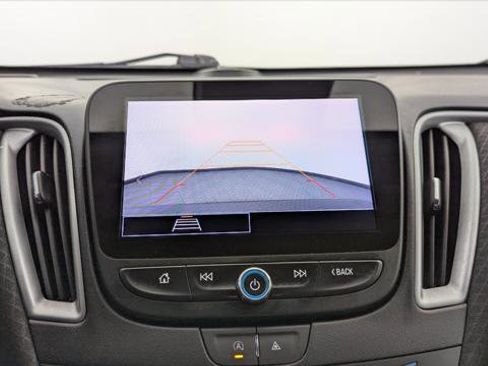 Used 2023 Chevrolet Malibu LT FWD image 29