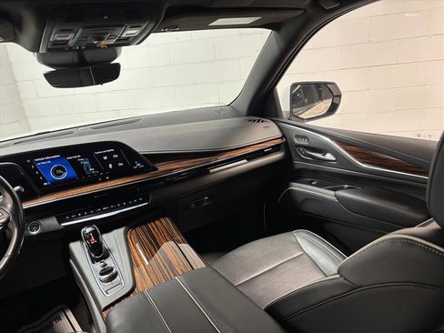 Used 2021 Cadillac Escalade Premium Luxury w/ Driver Assist Tech Package image 35
