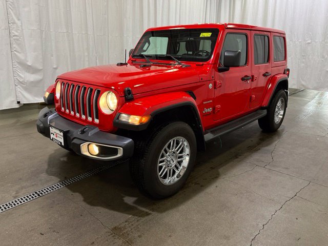 Used 2022 Jeep Wrangler Unlimited Sahara w/ Cold Weather Group AWD/4WD image 9