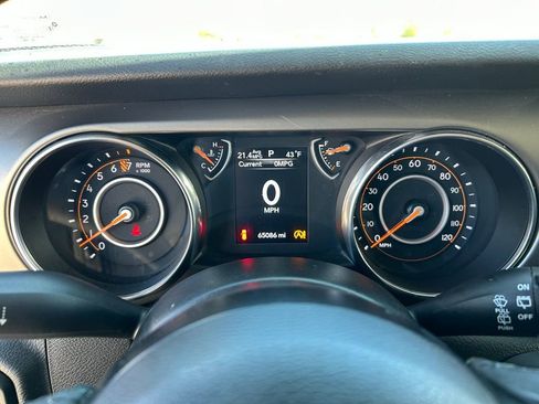 Used 2019 Jeep Wrangler Unlimited Sport S AWD/4WD image 19