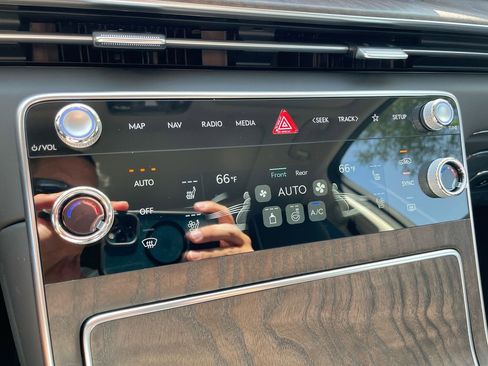 New 2025 Genesis GV80 2.5T Prestige image 42